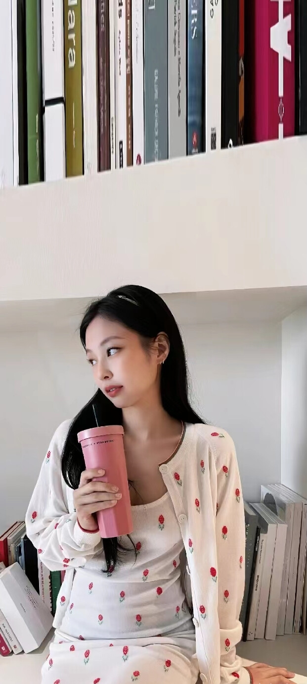 Jennie壁纸