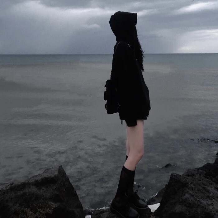 枕头里发霉的梦