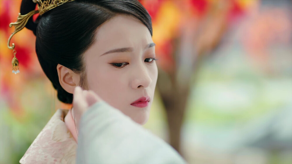 第五十集 张雪迎
白发 容乐