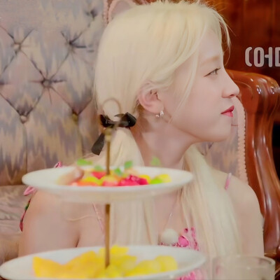 ✘总是让我更加渴望，名为你的温暖梦境✘
宋雨琦可二改
二改注明原截灵柒，禁原图二传