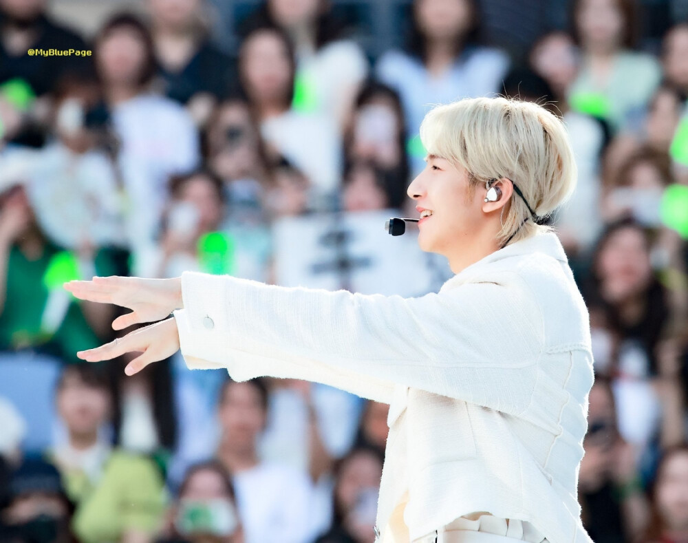 黄仁俊 饭拍高清