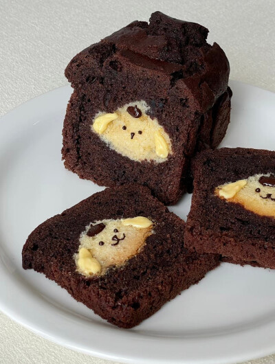 来一口布丁狗૮₍ ・ᴥ・₎ა ​​​