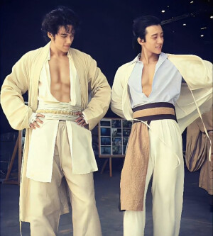 陈牧驰  侯雯元