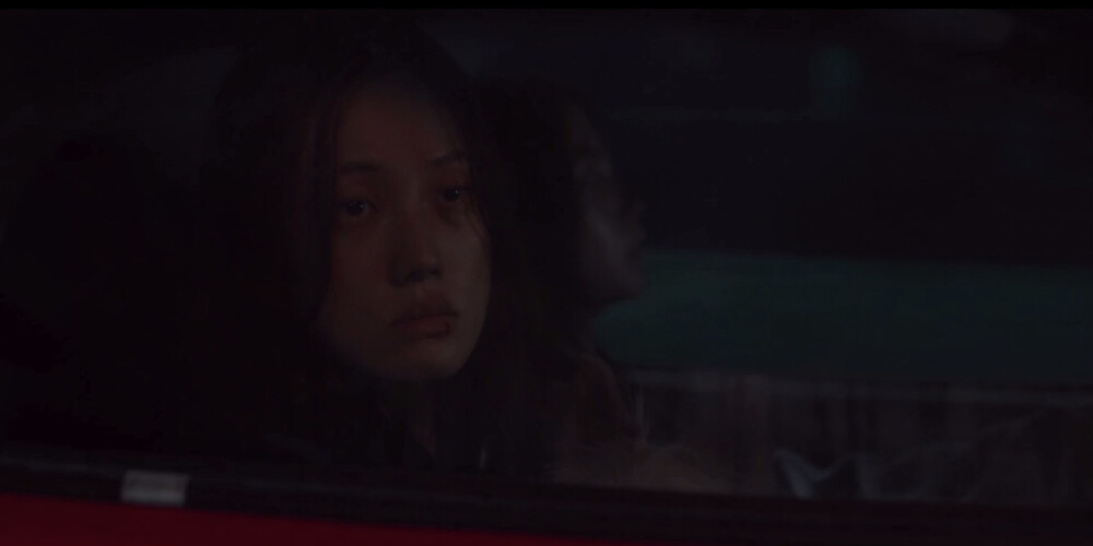 假面女郎
