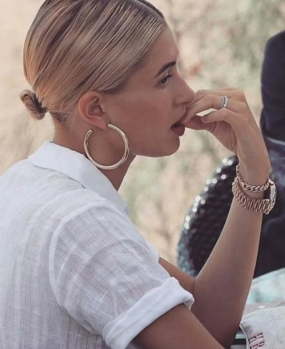 Hailey Bieber