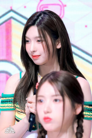裴真率