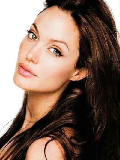 Angelina Jolie