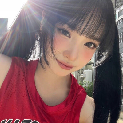 ADYA 尹彩银 