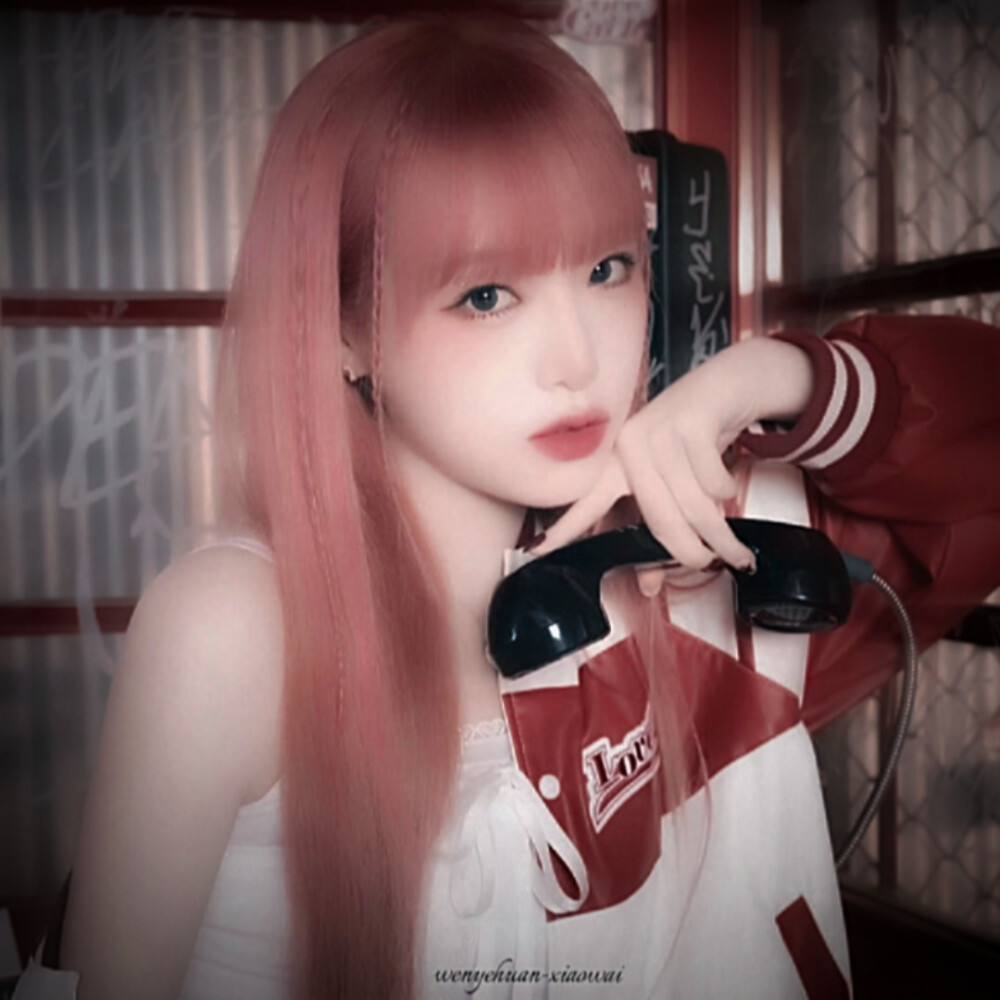 ʚ•⚇•ɞ(小猪叹气)ᐝPiglet=⚇="唉哟~
·崔叡娜 cr.脆椰拿