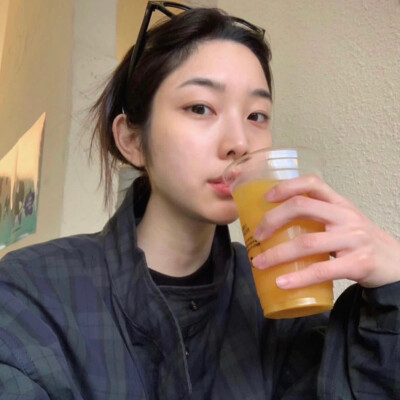 真人女生头像 ｜ 高清女头 ｜ 素质拿图