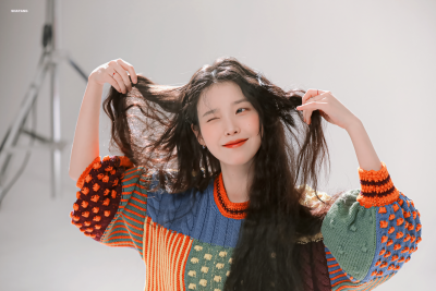 IU | THE BIG ISSUE幕后花絮
cr:砂糖收藏家