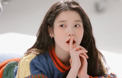 IU | THE BIG ISSUE幕后花絮
cr:砂糖收藏家