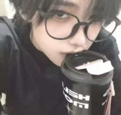 男生头像
潮男头像