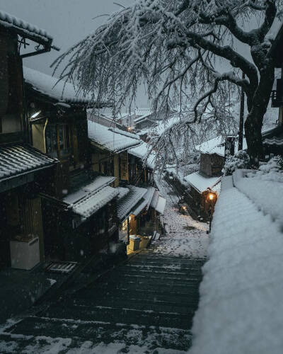 日本 京都 三年坂 雪憂愁