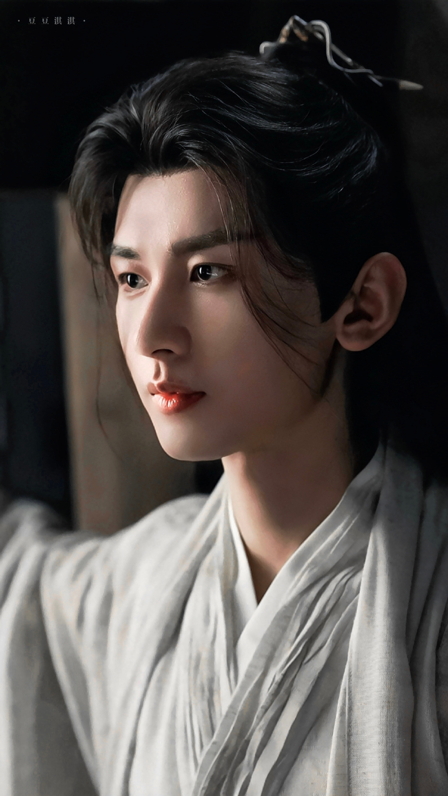 李莲花
