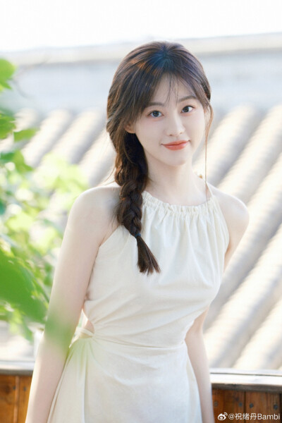 祝绪丹头像壁纸