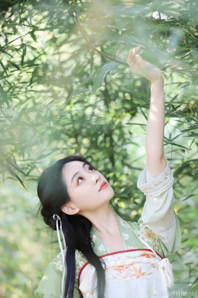 祝绪丹头像壁纸