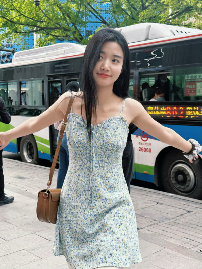 卢昱晓