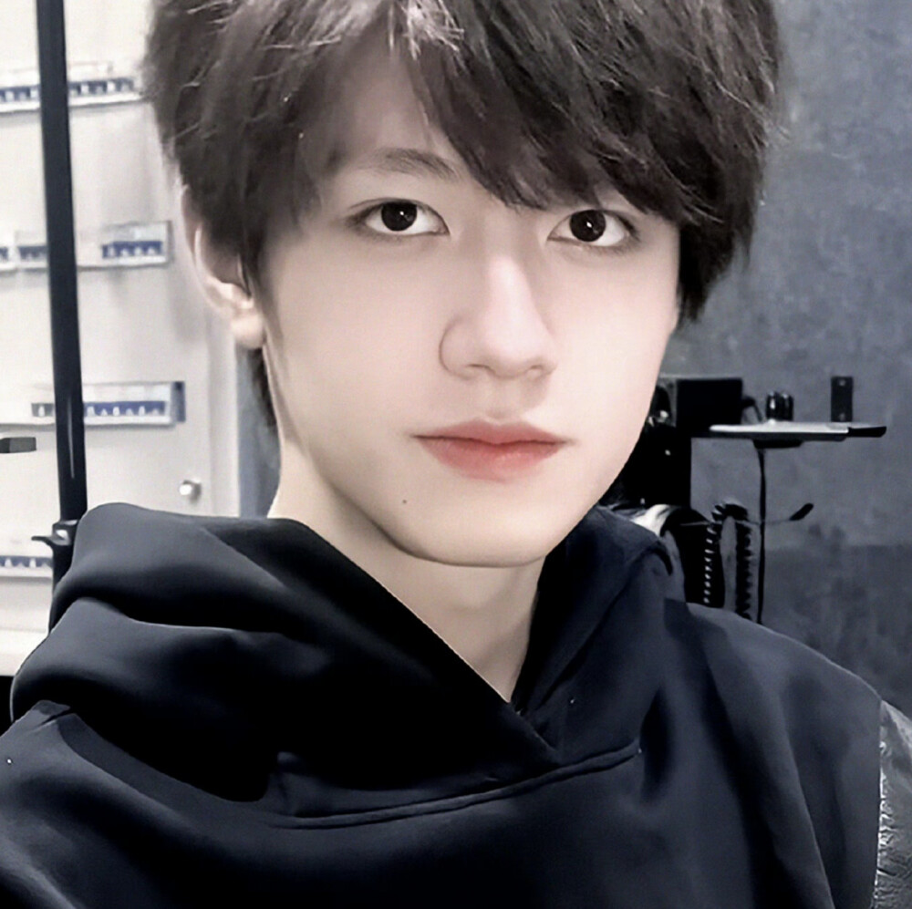 朱志鑫tf家族朱志鑫头像赞评论更多