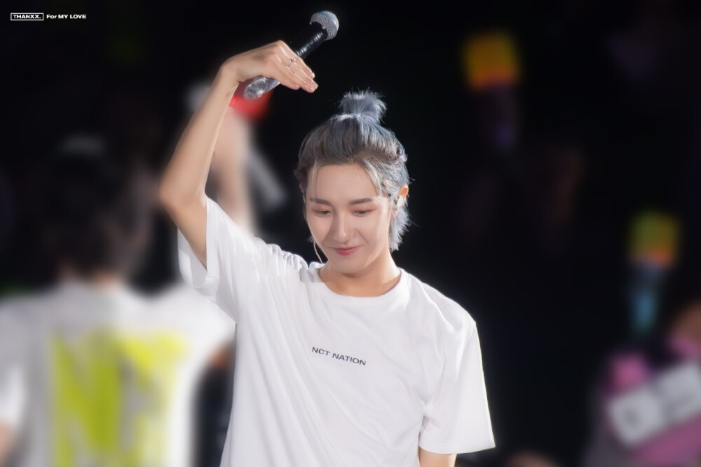 黄仁俊 饭拍高清