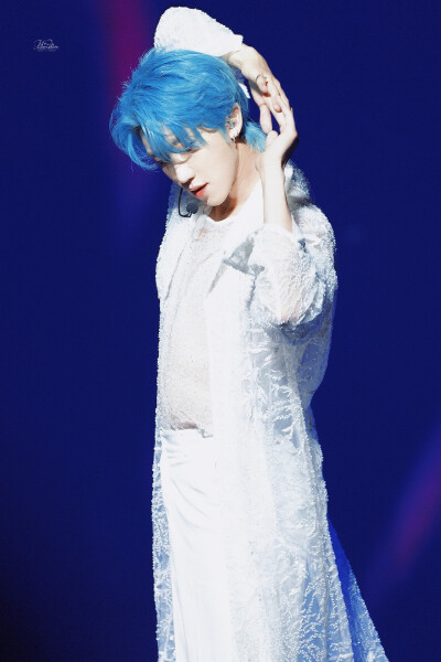 月之妖精(´｡✪ω✪｡｀)