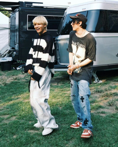 230914
parkhyoshin.official ins更新泰亨相关