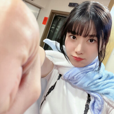 洪恩採
Haneul
Belle