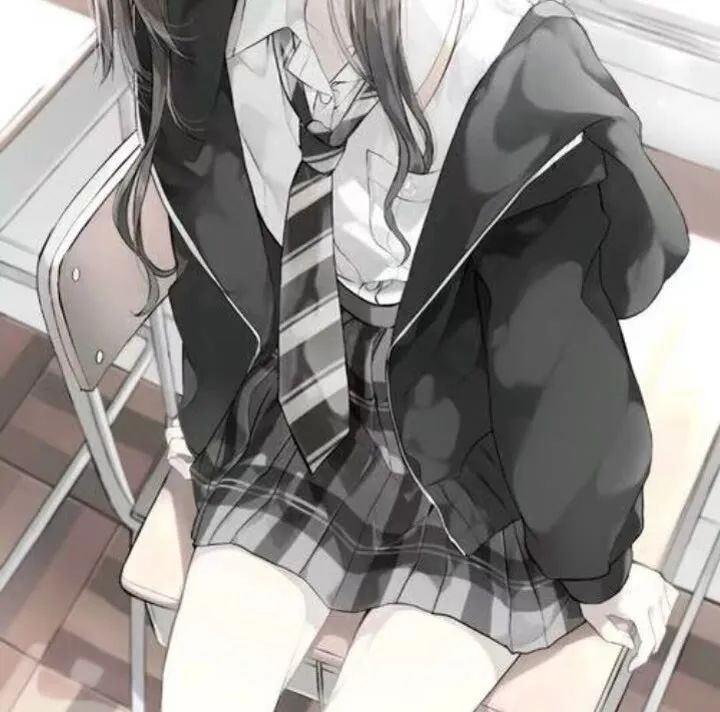 女漫/我终究是配角.
头像+文案