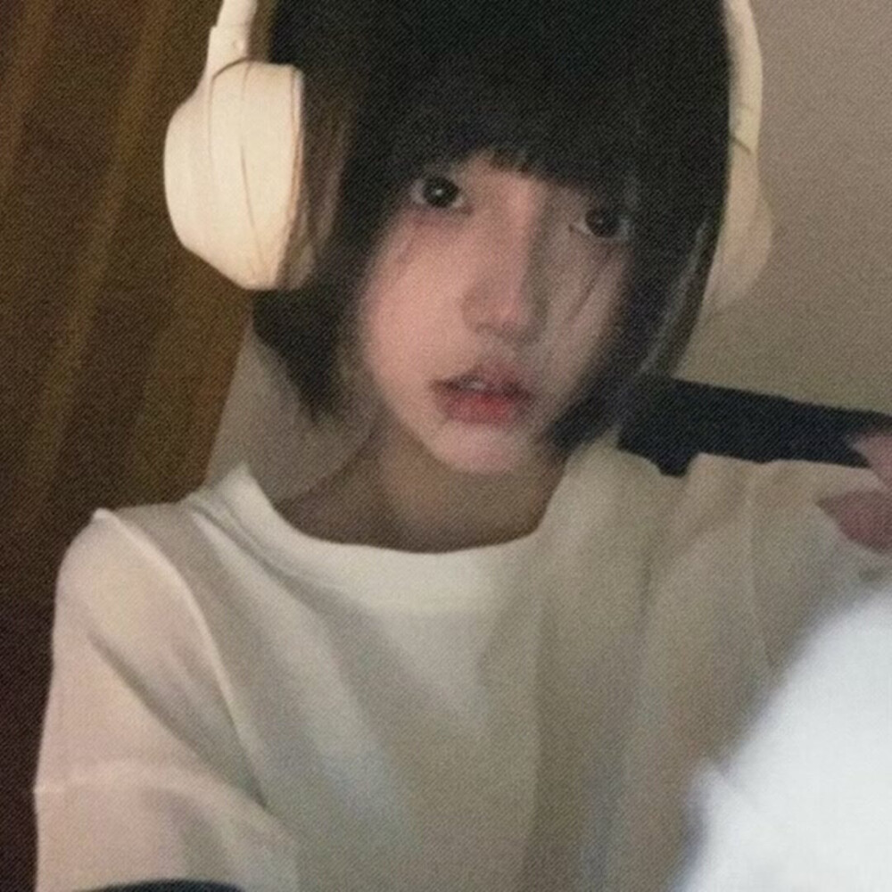 希望下个春天不会哭