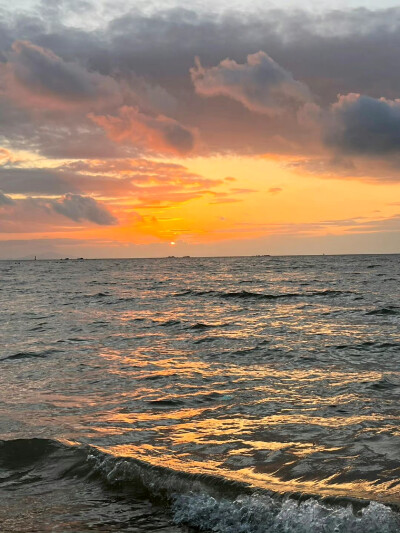 落日 海边 背景图