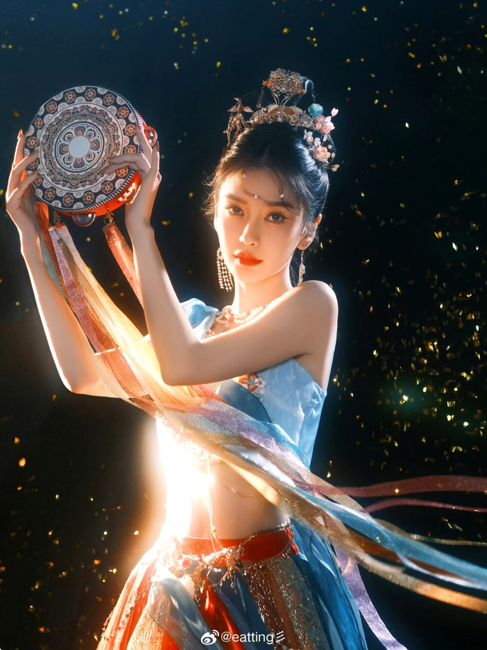 #angelababy#“ 敦 煌 神 女 ” ​​​
摄影@eatting彡