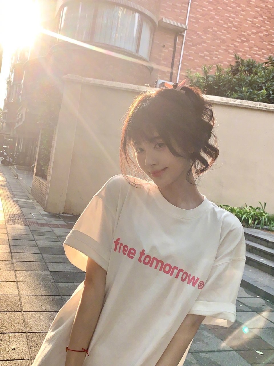 鞠婧祎
京城名怜
图源wb.