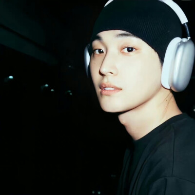 真人男生头像 ｜ 高清男头 ｜ 素质拿图