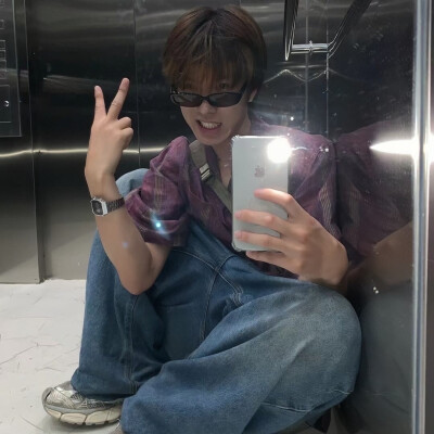 真人男生头像 ｜ 高清男头 ｜ 素质拿图