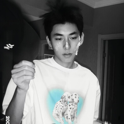 真人男生头像 ｜ 高清男头 ｜ 素质拿图