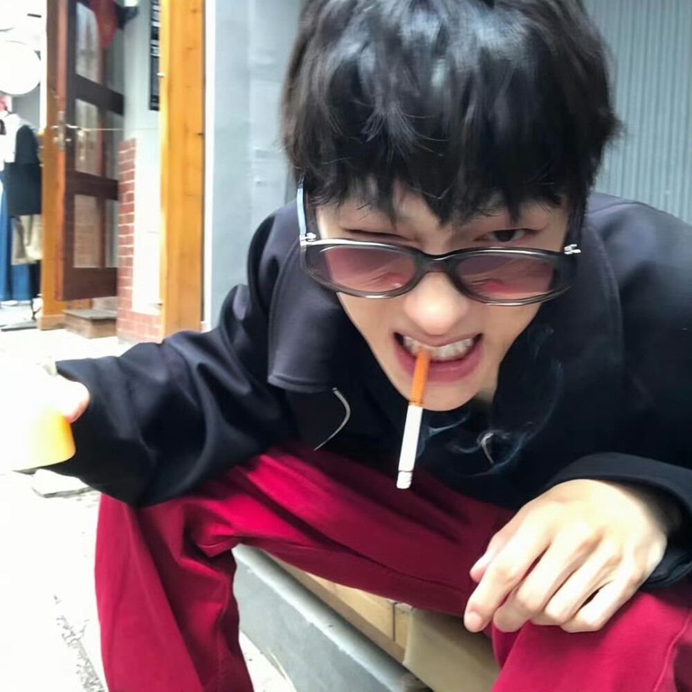 真人男生头像 ｜ 高清男头 ｜ 素质拿图