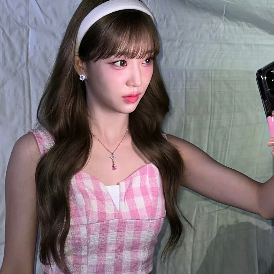 裴秀珉
洪恩採
崔智元