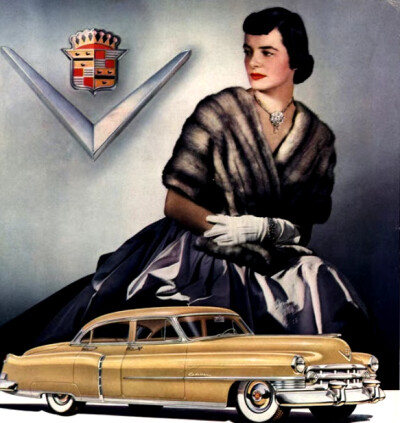 1950年-1951年，凯迪拉克（Cadillac）汽车广告中穿皮草的模特 ​​​