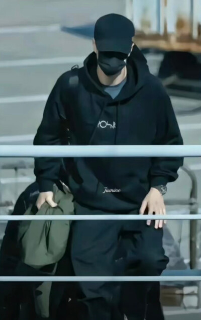 (●'◡'●)帅酷拽boy(●'◡'●)