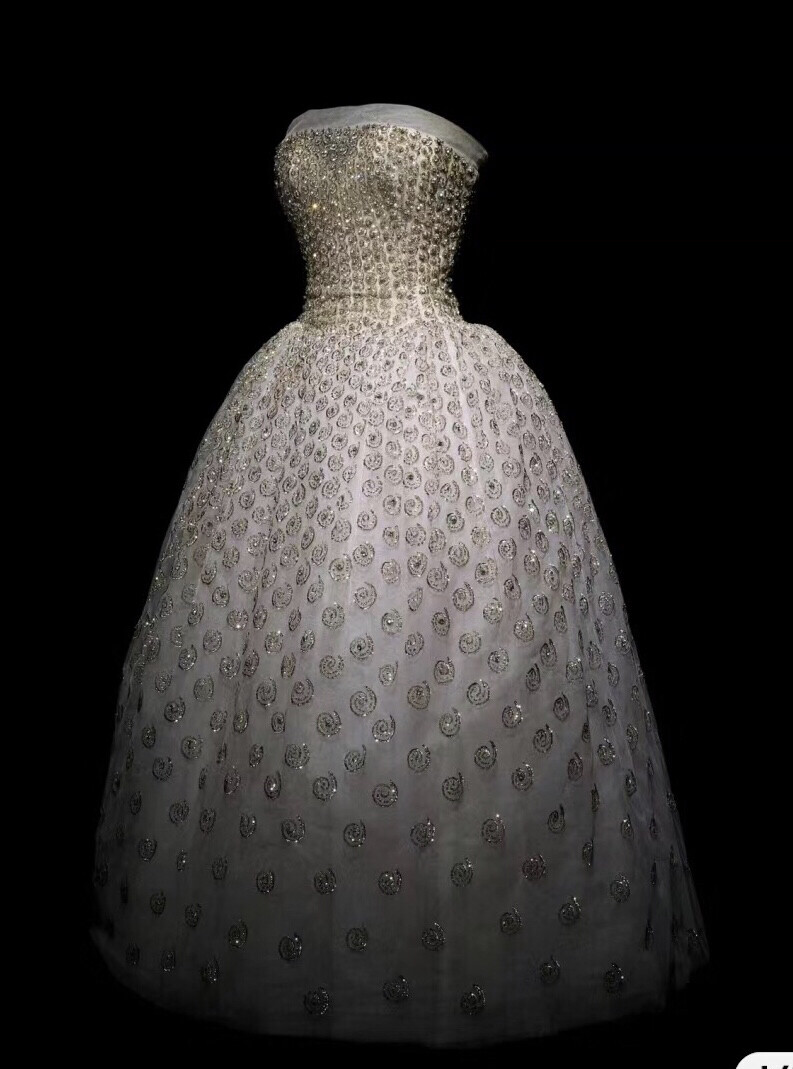 1954 Dior