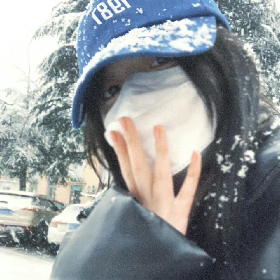 女生头像，雪，冬天