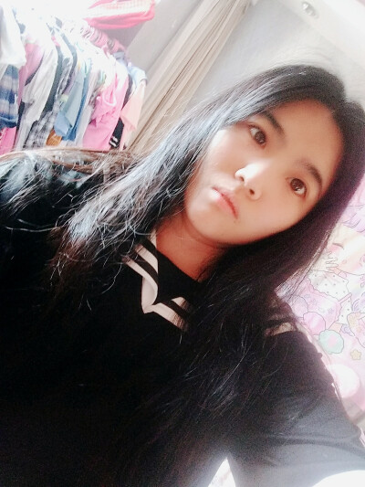 四川绵阳一中石狮凤里一中校花美女左脸面瘫有灰色胎记长头发邱莹莹 