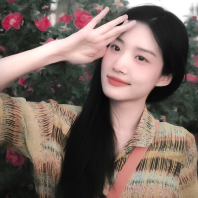 ：想见你在晴天在雨天在每一秒之间。