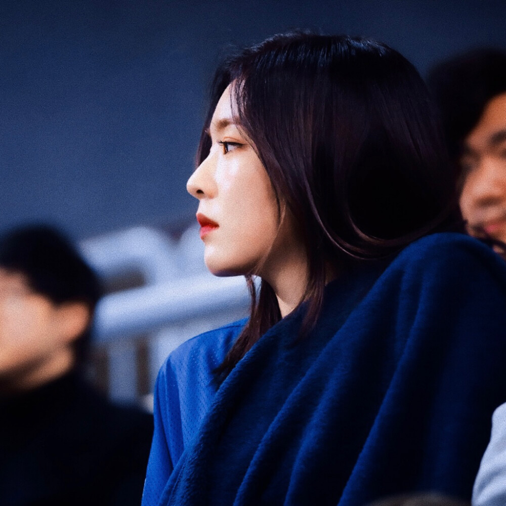 我不曾渴望的蓝色大海…
To my Dear Irene