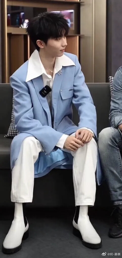 蓝色系小马~
图来源自各处