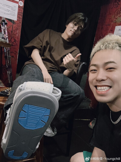 。