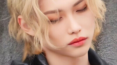李龙馥
