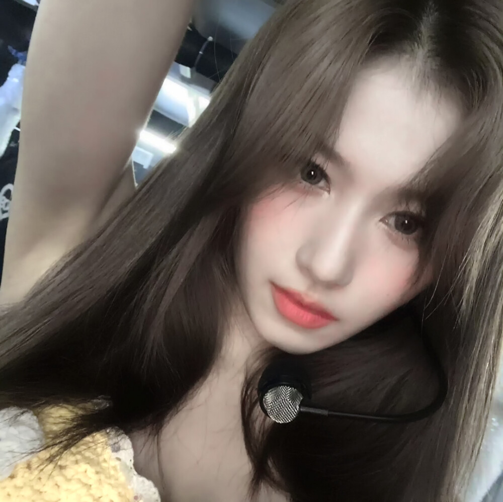 sana：凑崎纱夏-“Hot Summer Day”