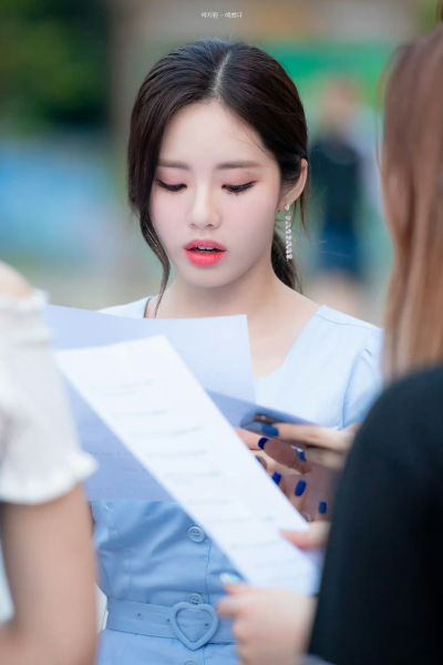 jiwon_is_pretty