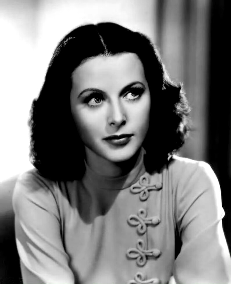 1940年，Hedy Lamarr（海蒂 拉玛）为电影《某某同志》拍摄剧照。 ​​​